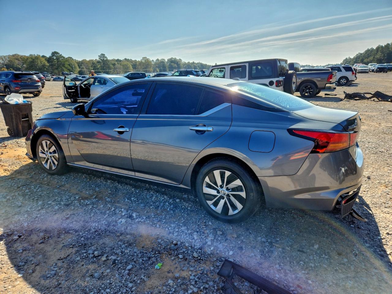 Nissan Altima S
