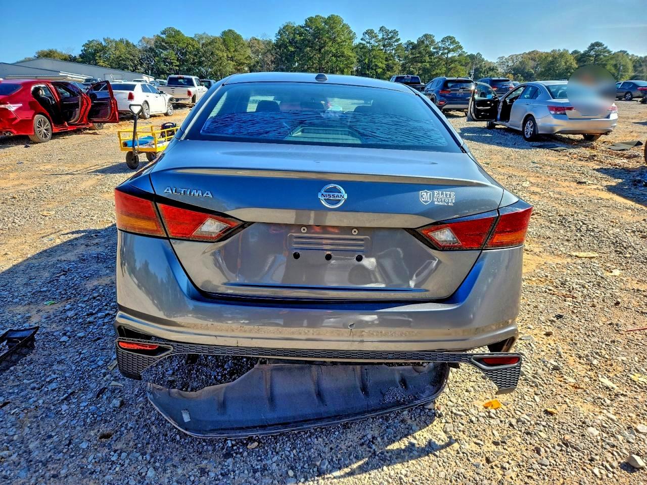 Nissan Altima S