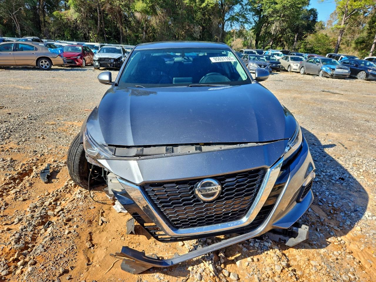 Nissan Altima S