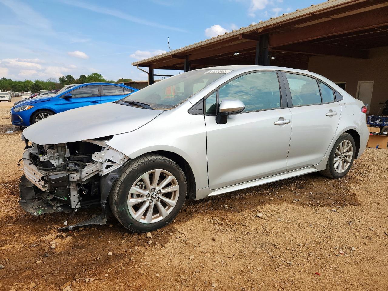 Salvage Toyota Corolla Image