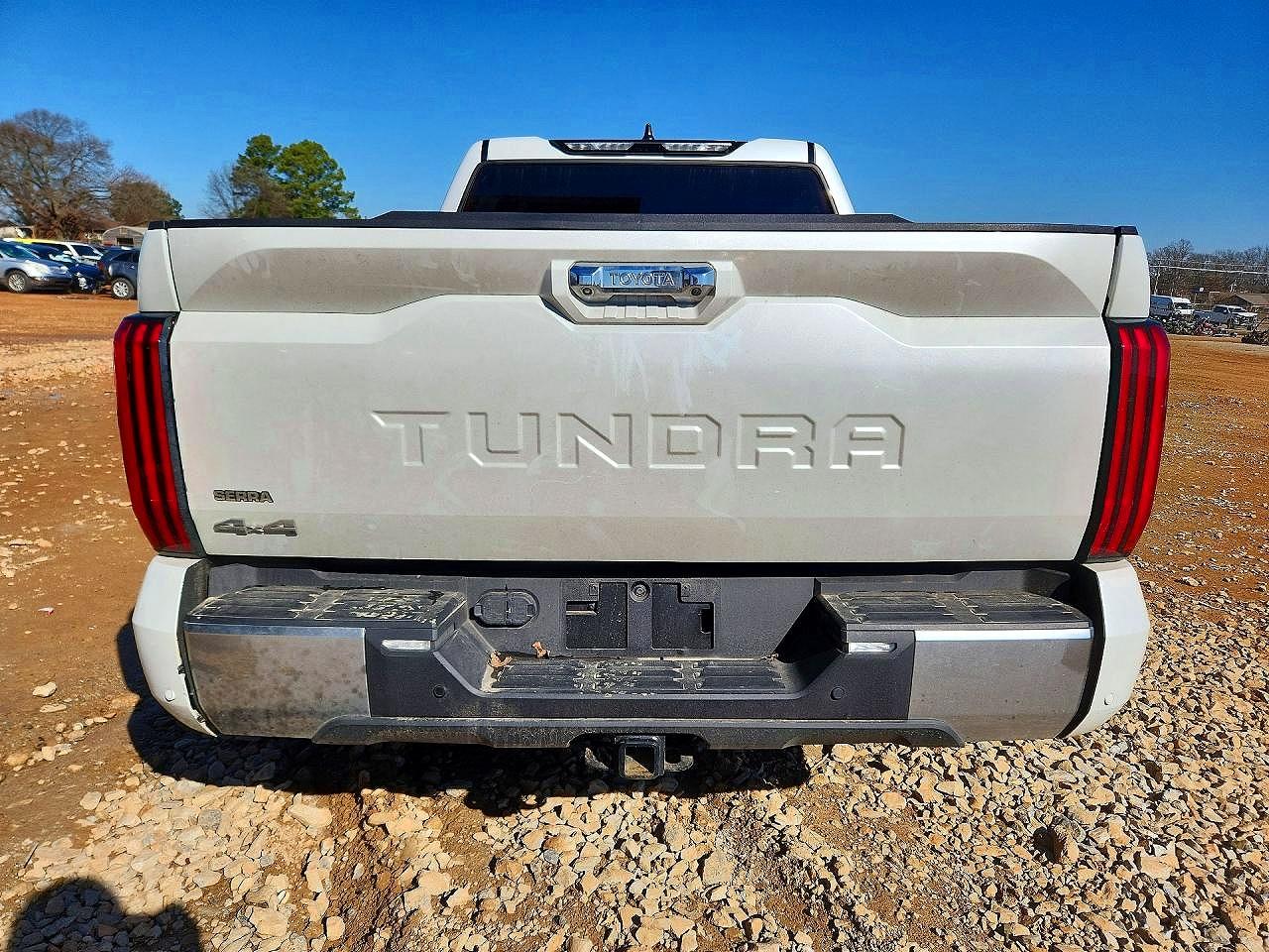 Toyota Tundra Limited V8