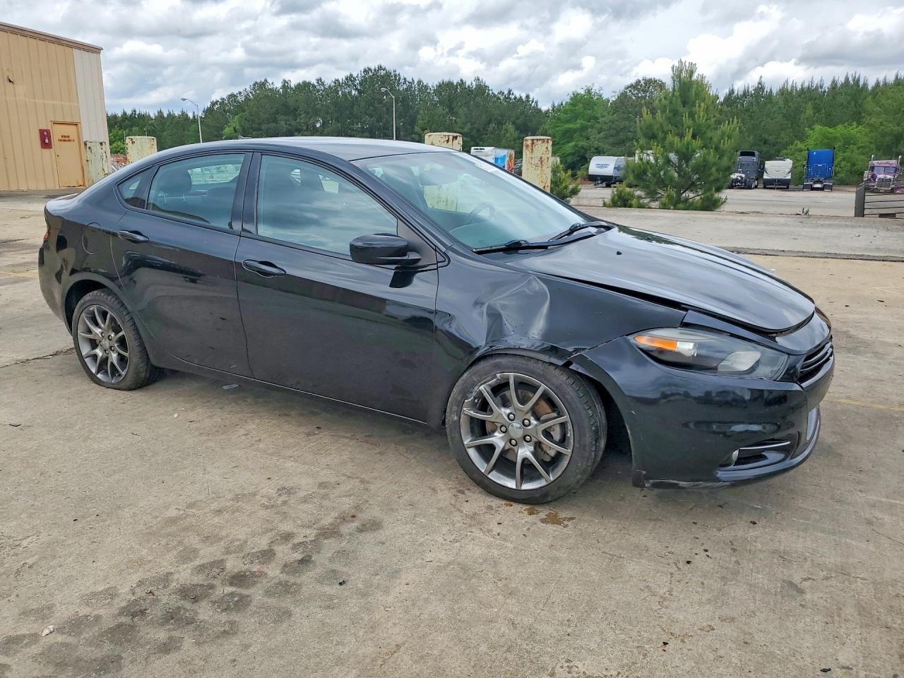 Dodge Dart Sxt