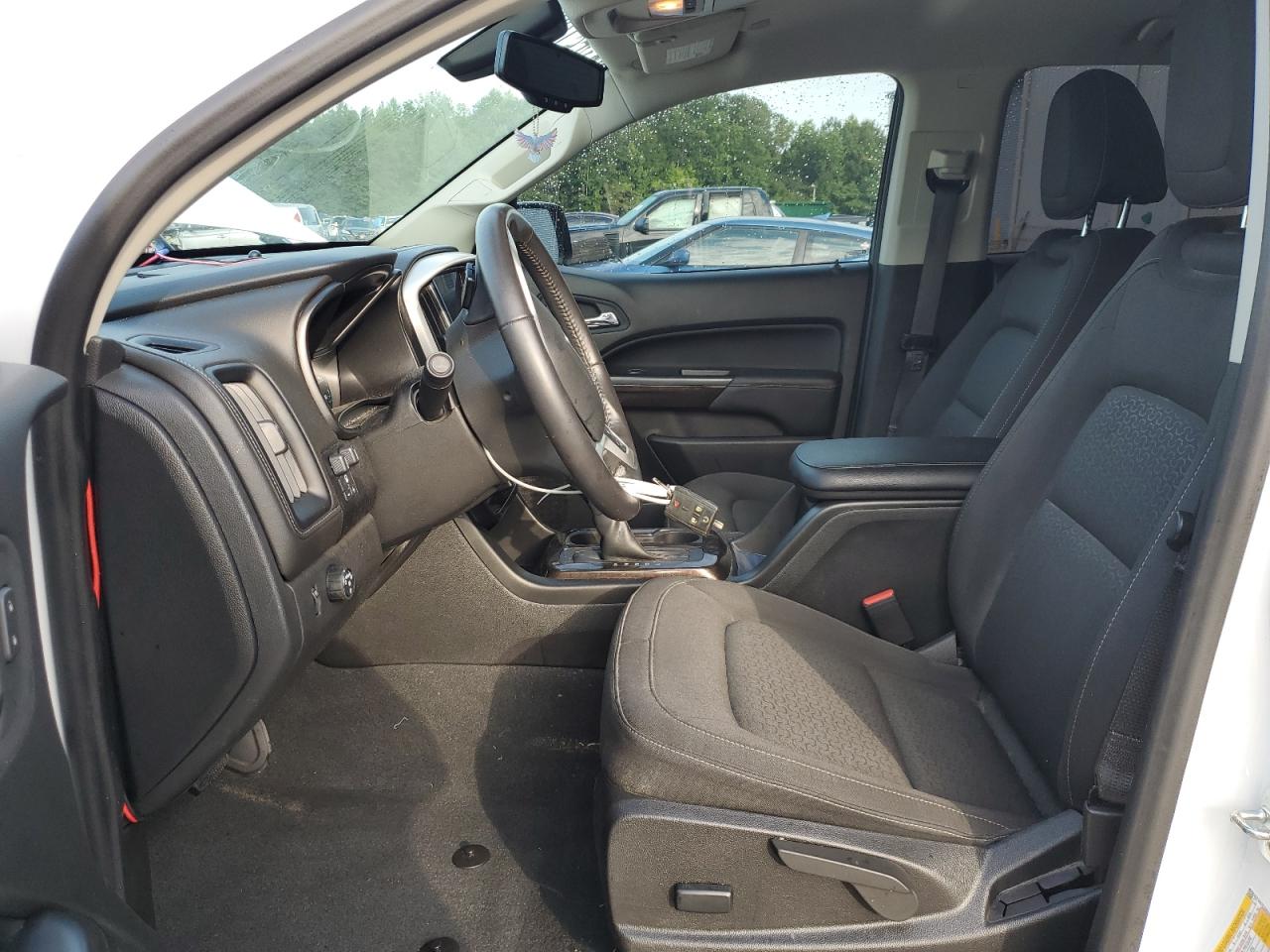 GMC Canyon Elevation