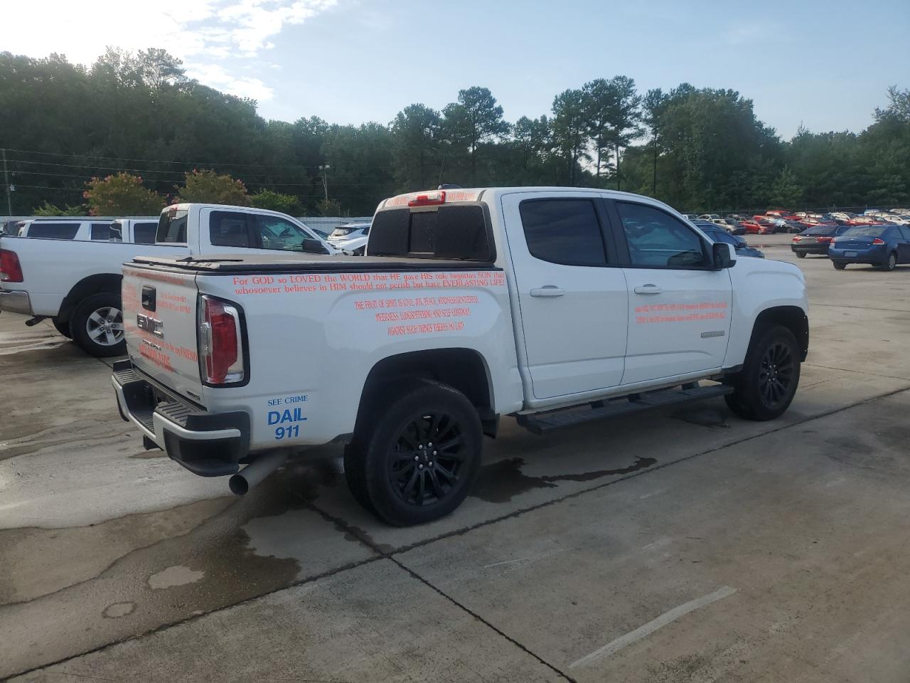 GMC Canyon Elevation