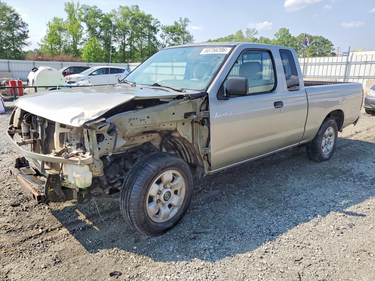 Salvage Nissan Frontier Image