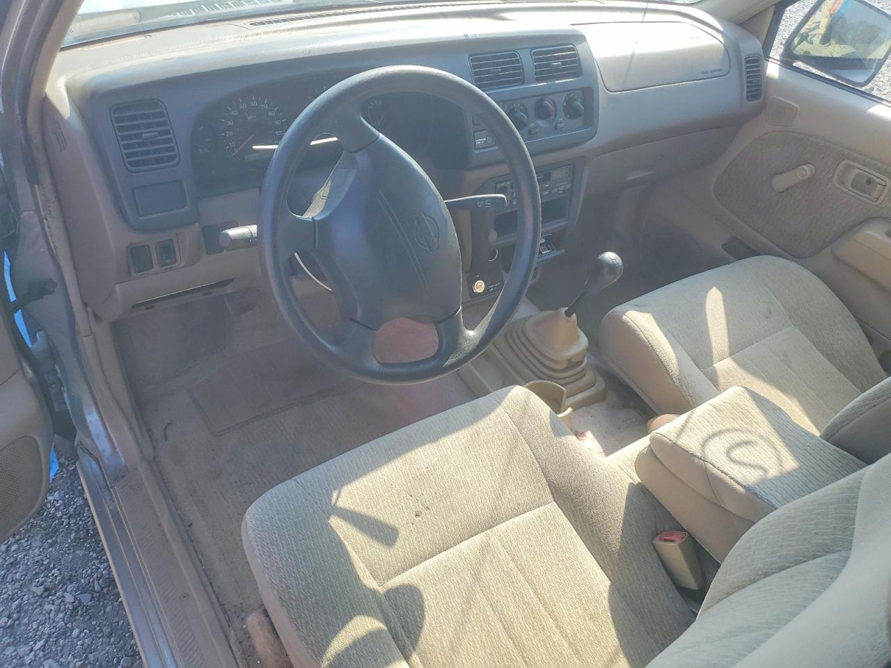 Nissan Frontier King Cab Xe