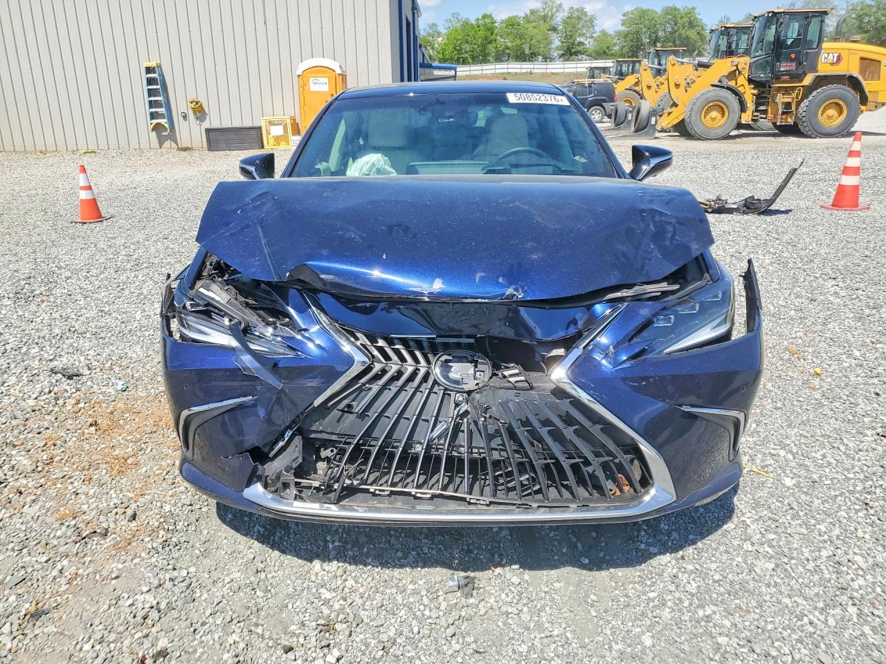 Lexus Es Ultra Luxury