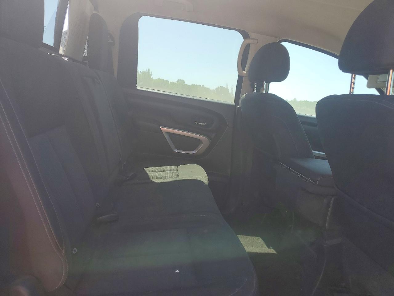Nissan Titan