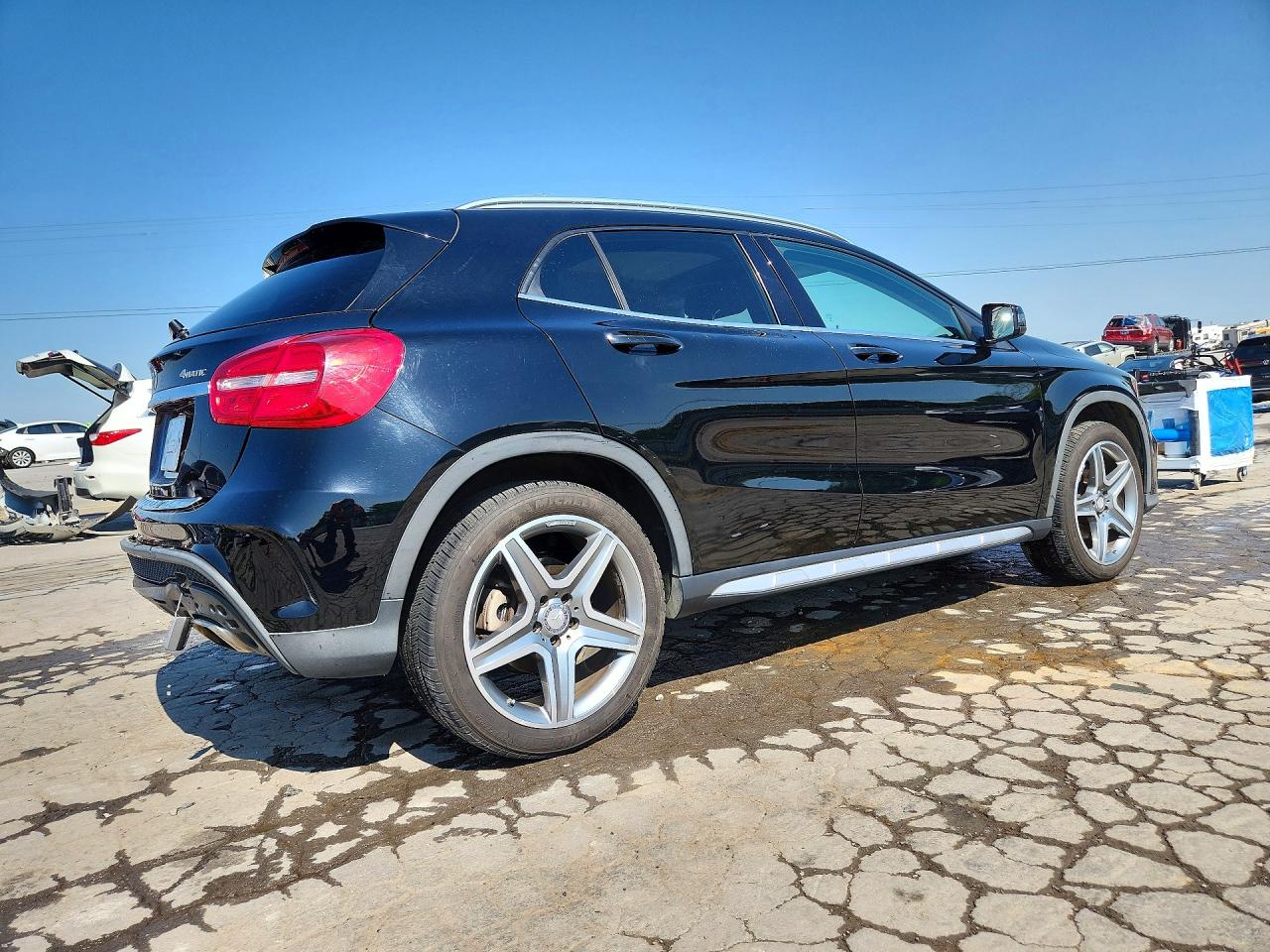 Mercedes-Benz GLA 250 4matic