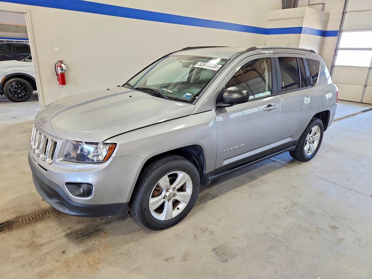 Salvage Jeep Compass Image