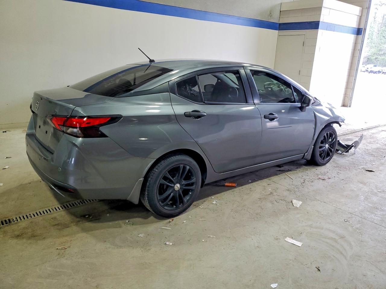 Nissan Versa S