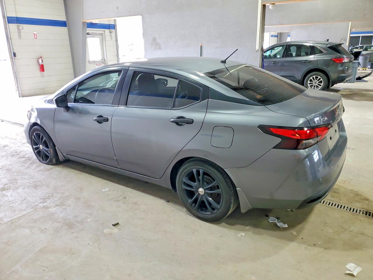 Nissan Versa S