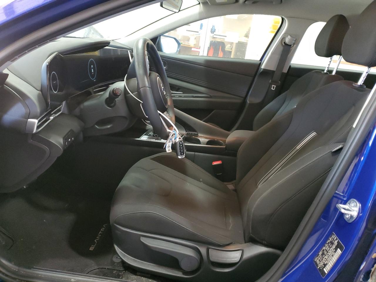 Hyundai ELANTRA Sel