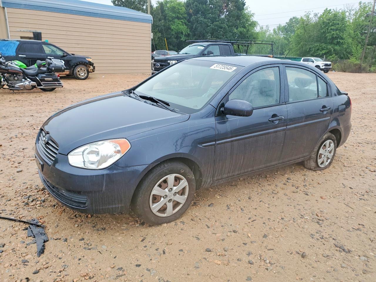 Salvage Hyundai ACCENT Image