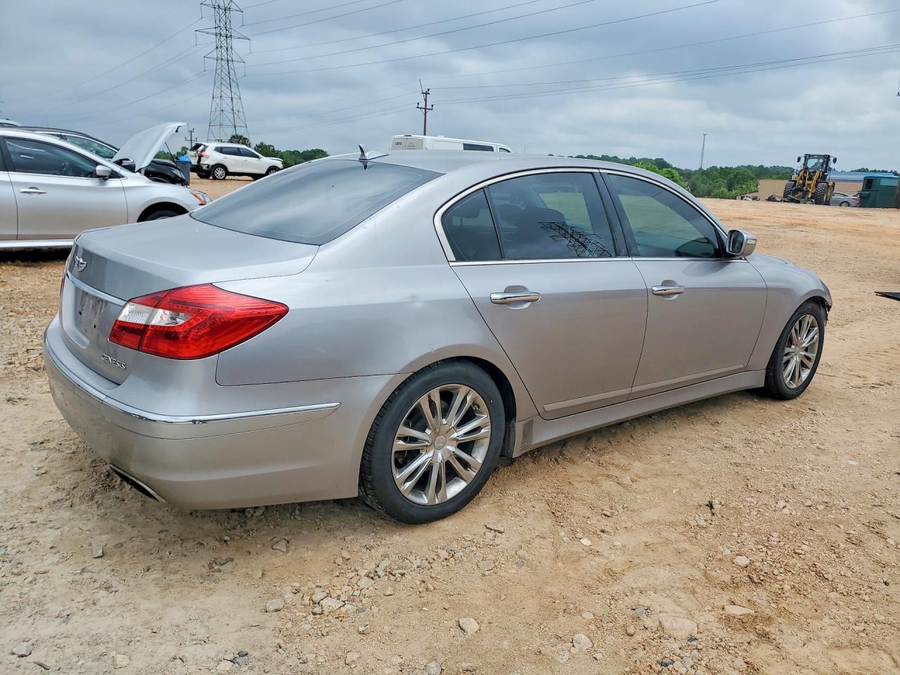 Hyundai Genesis 3.8l