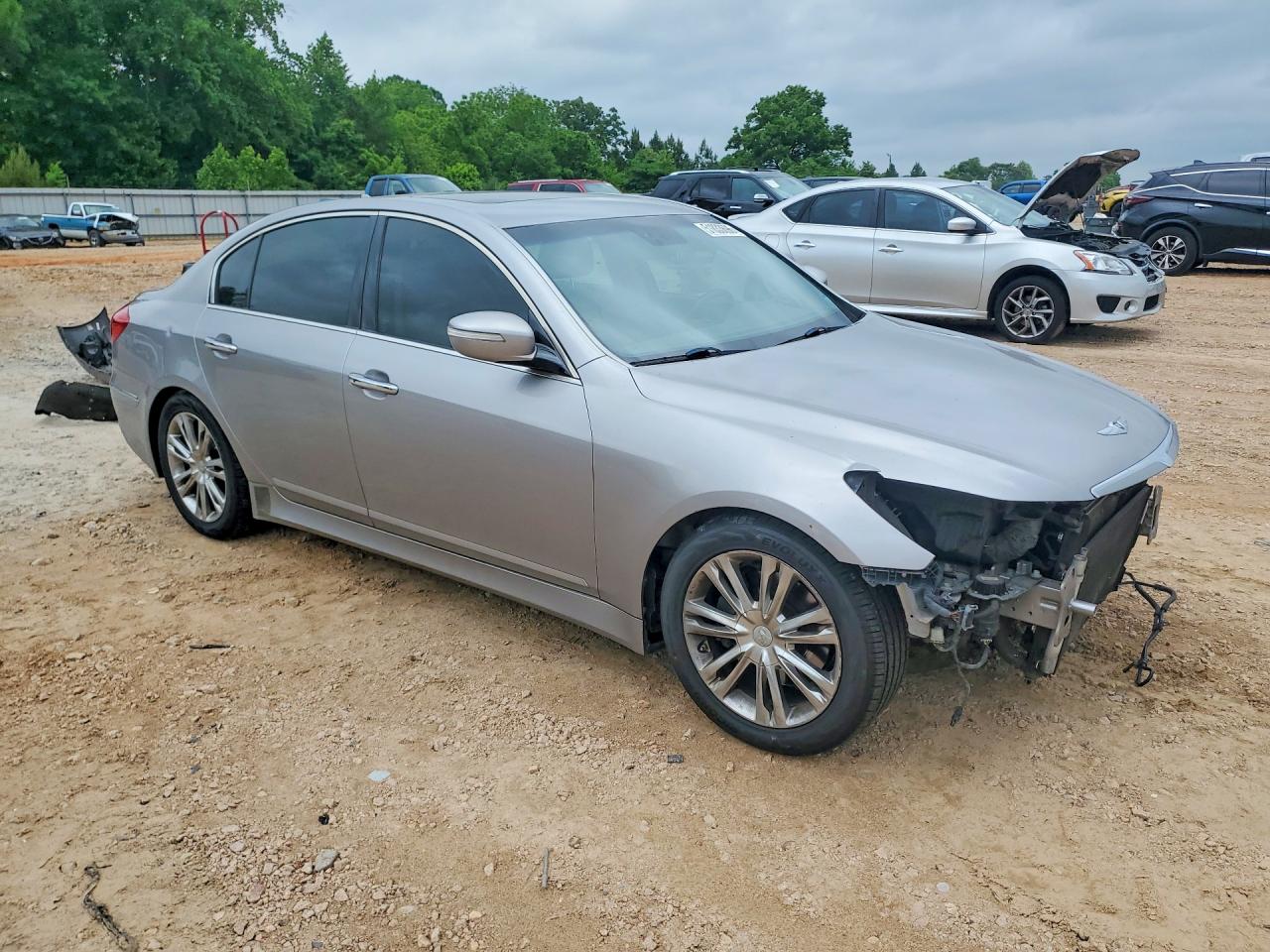 Hyundai Genesis 3.8l
