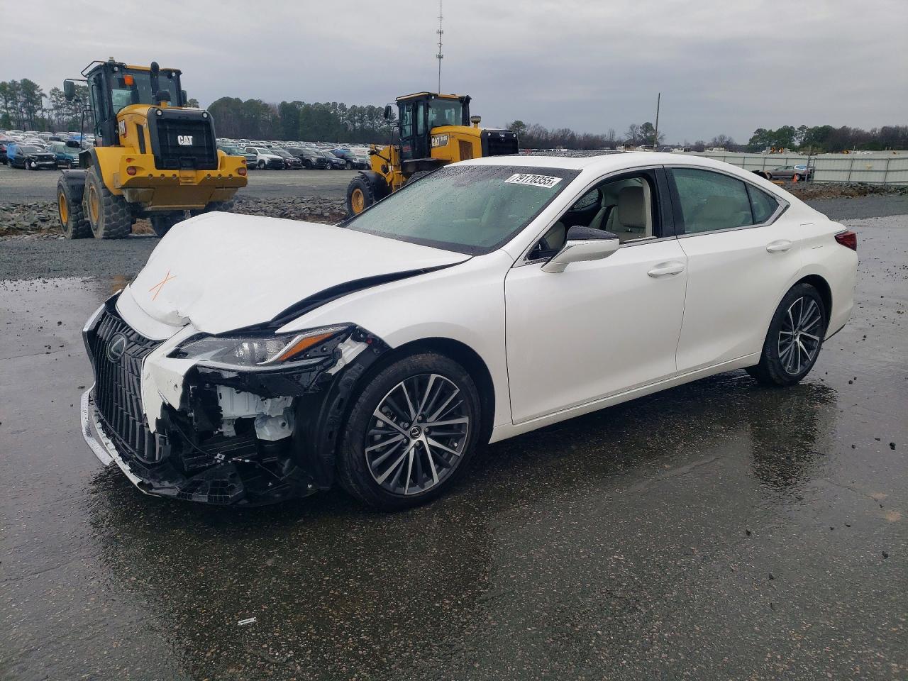 Salvage Lexus Es Image