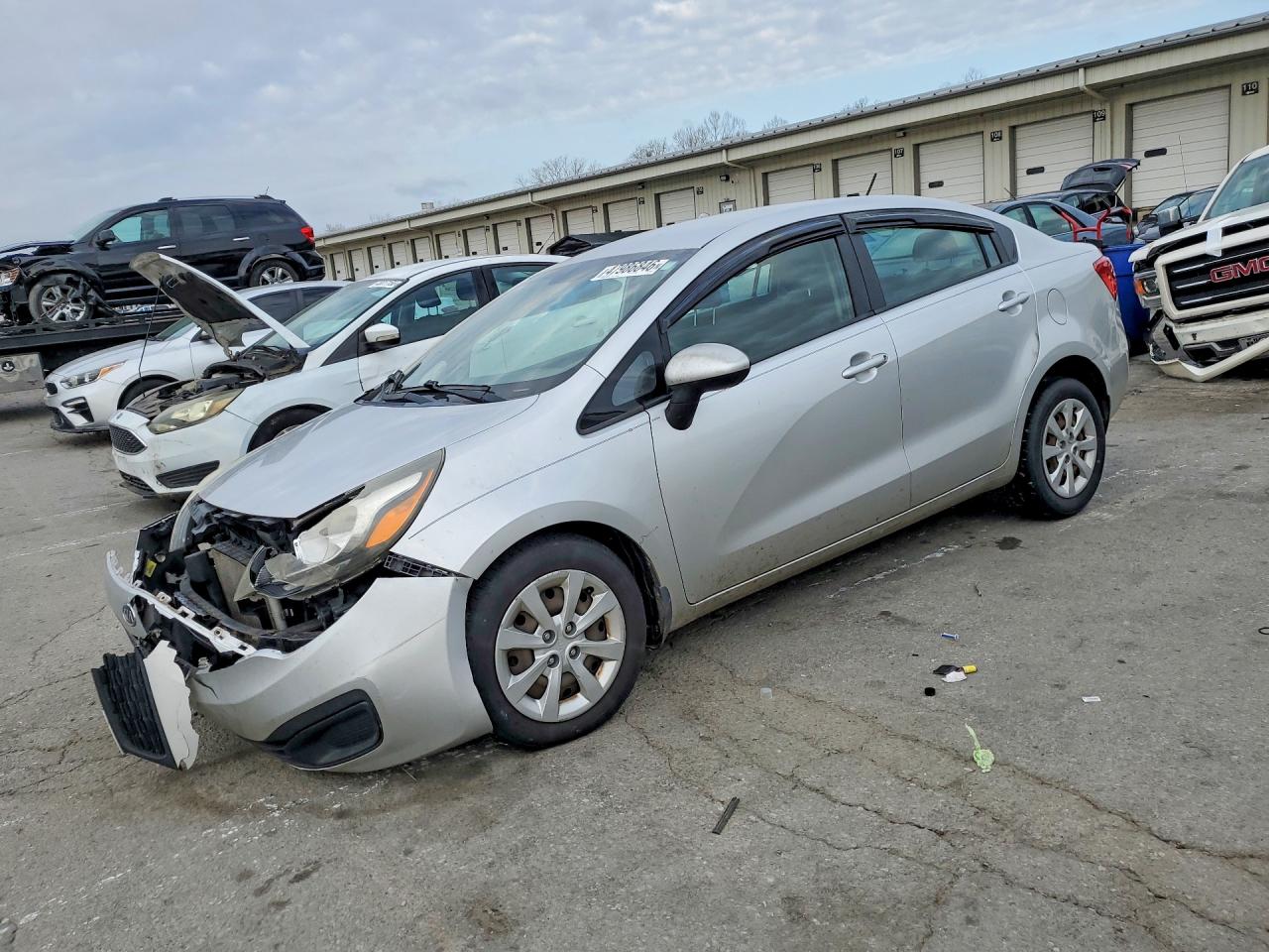 Salvage Kia Rio Image
