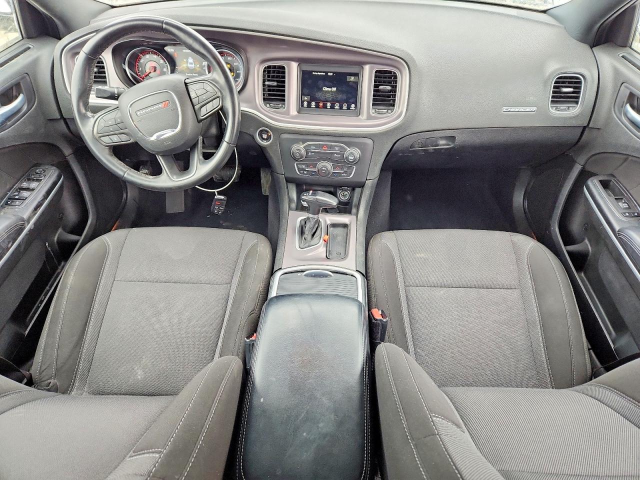 Dodge Charger Sxt