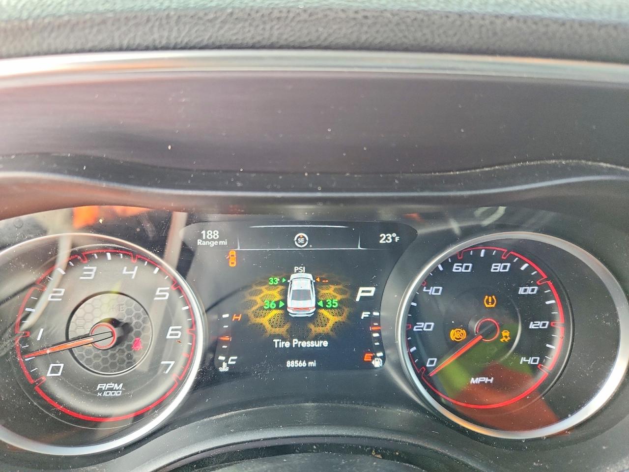 Dodge Charger Se
