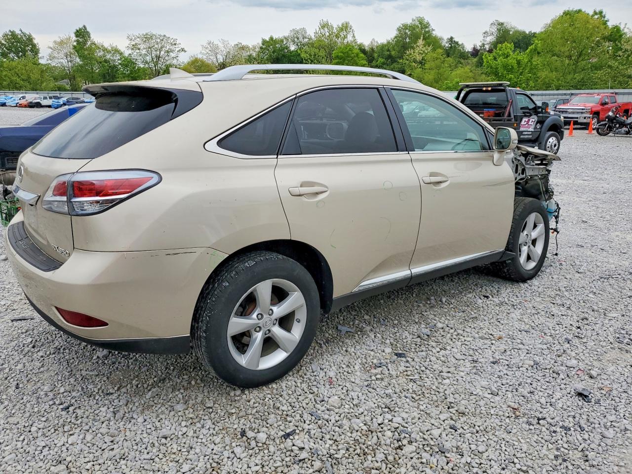 Lexus RX Base