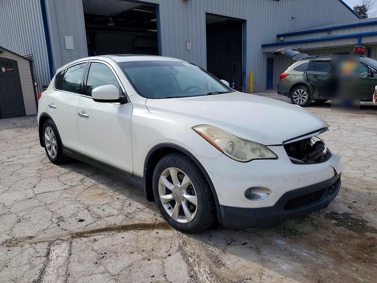 INFINITI Ex Base