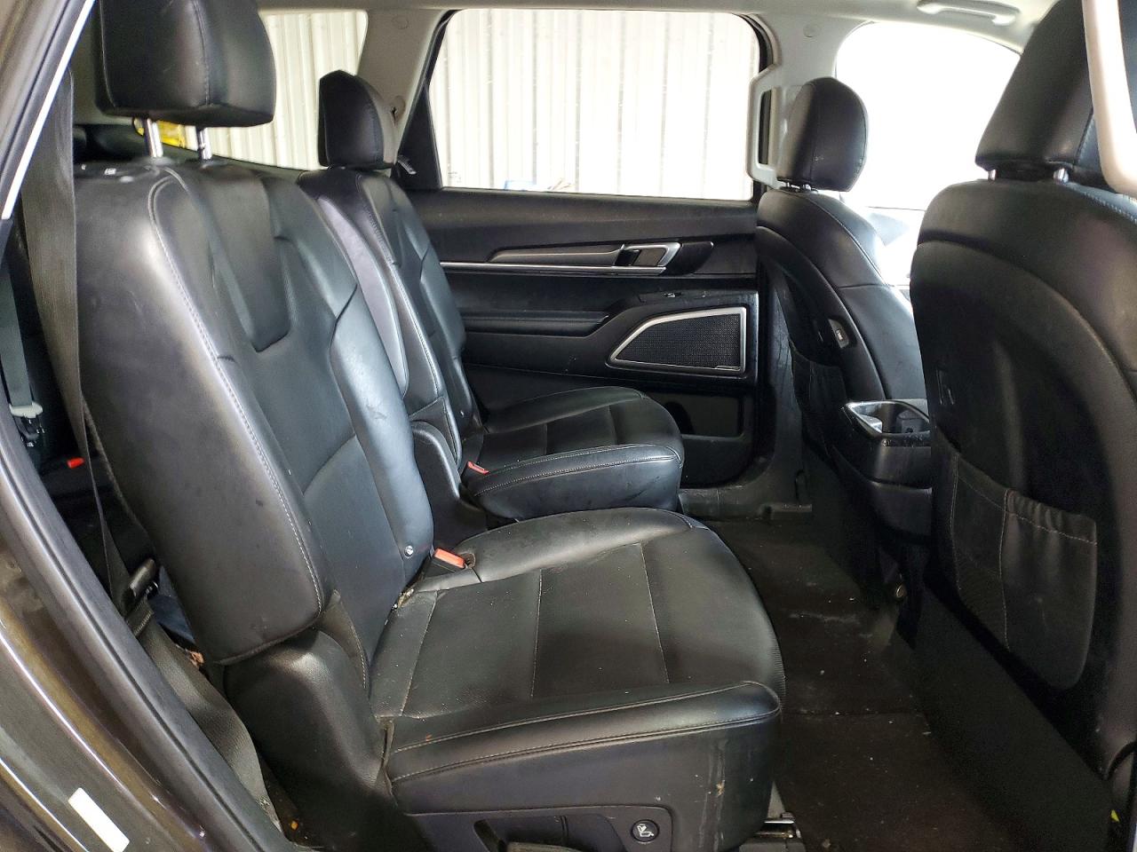 Kia Telluride S