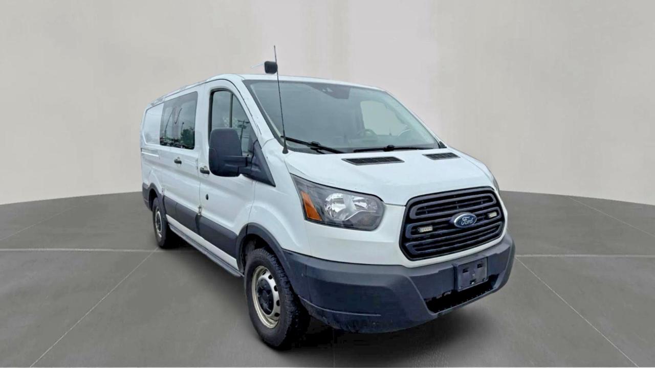 Salvage Ford Transit Image