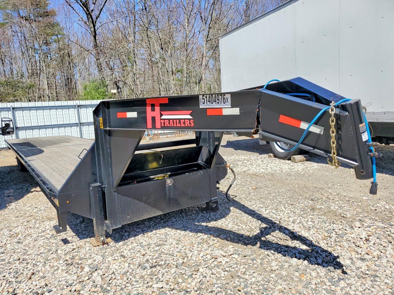Salvage Ht Trailer Image