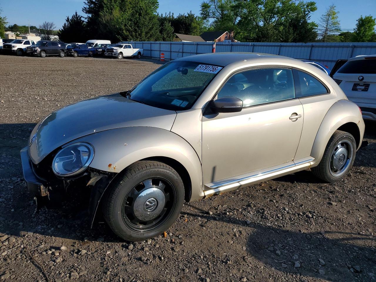 Salvage Volkswagen Beetle Image