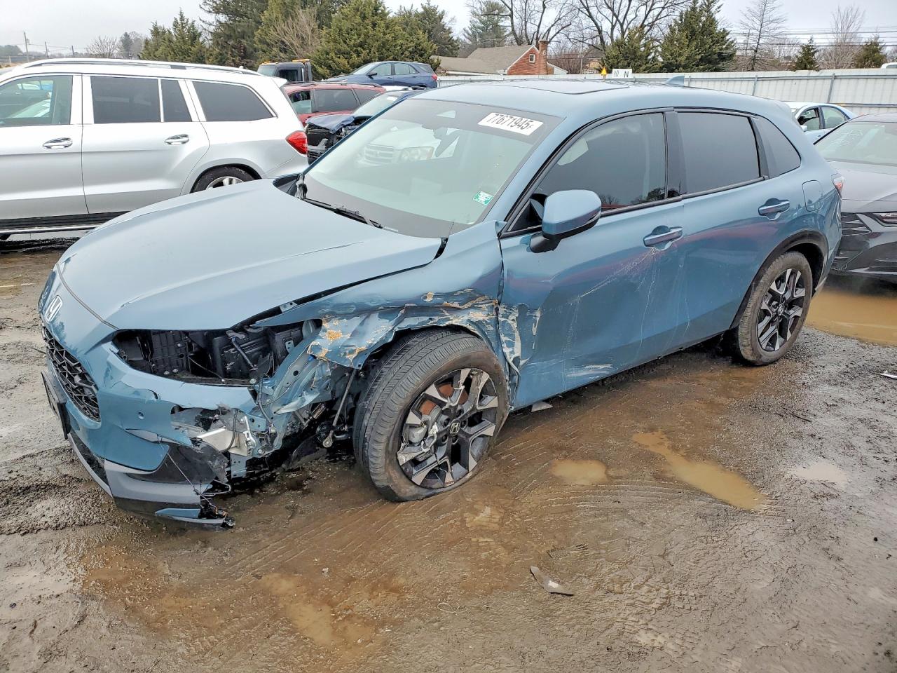 Salvage Honda HR-V Image