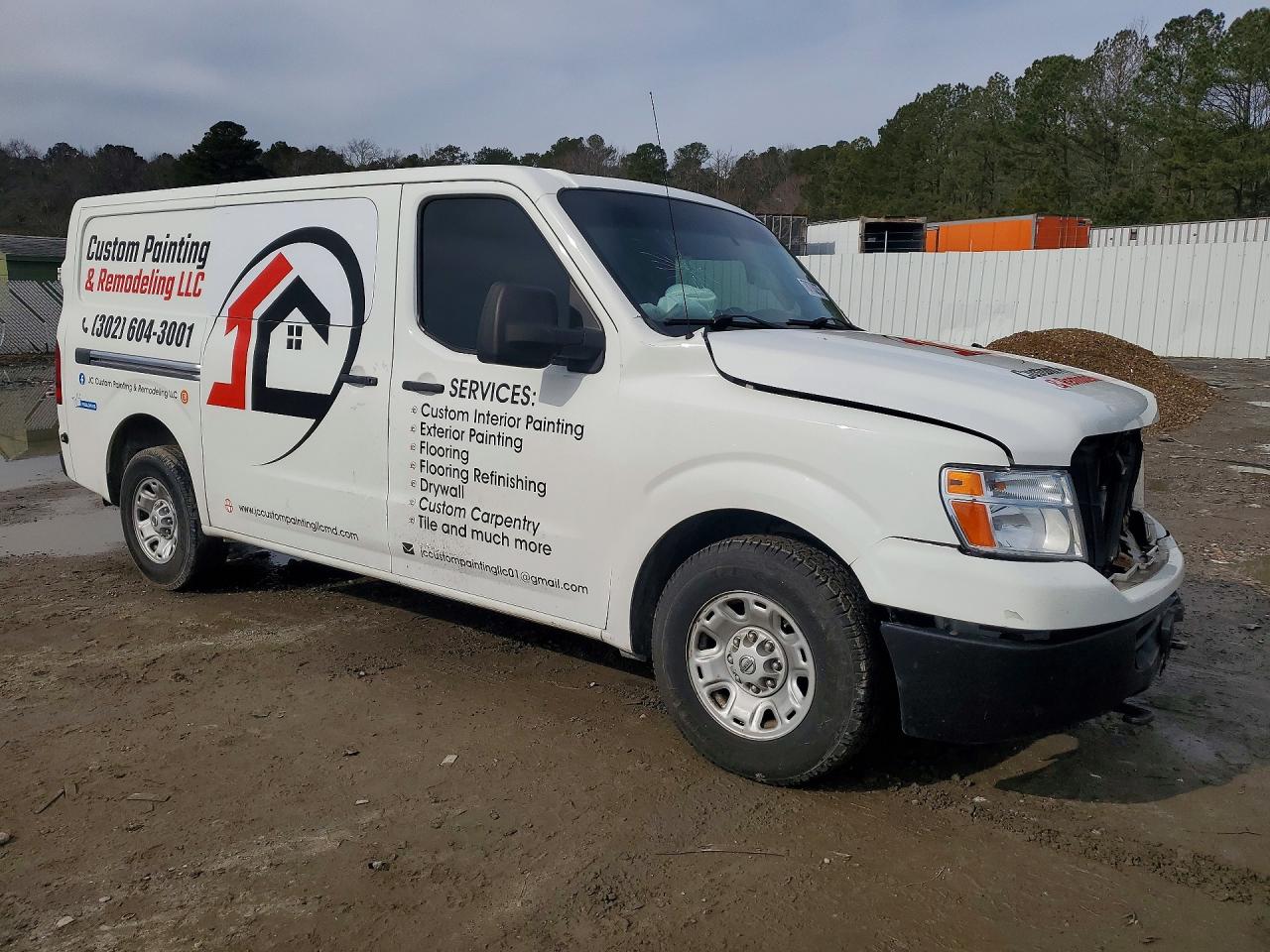 Nissan Nv