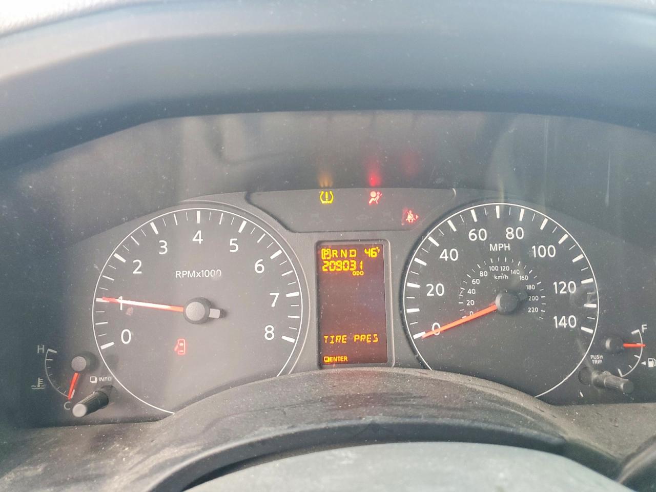 Nissan Nv