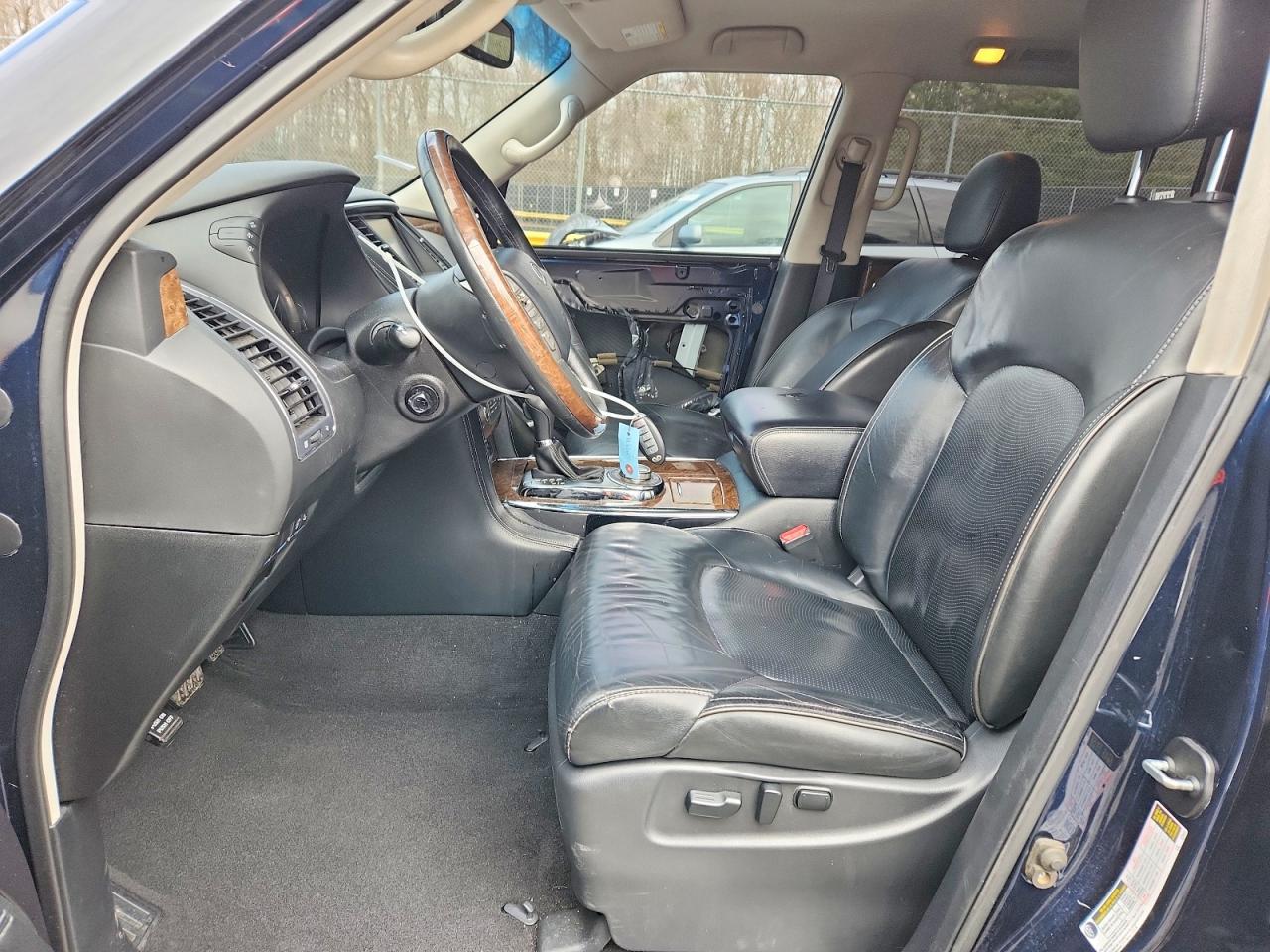 INFINITI Qx Base