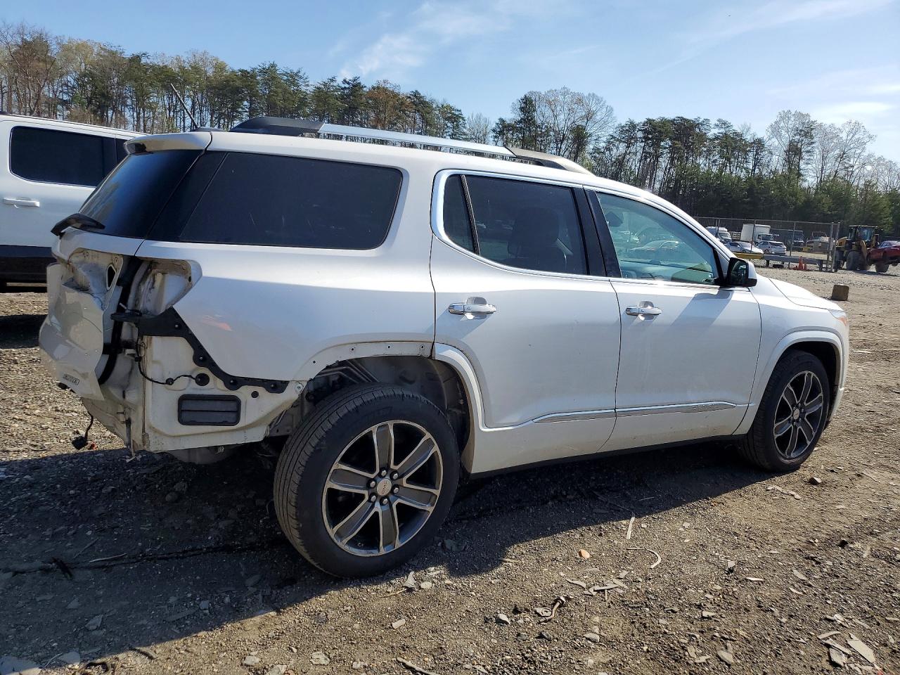 GMC Acadia Denali