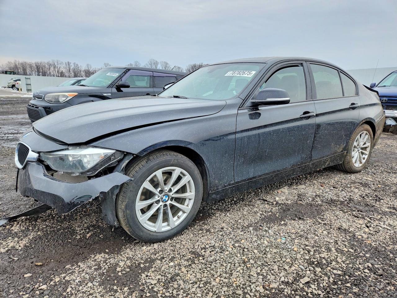 Salvage BMW 3 Series Image