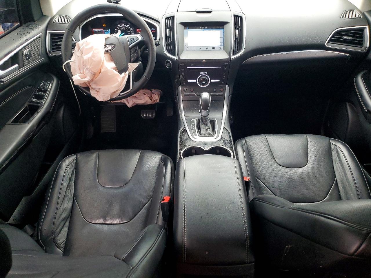 Ford Edge Titanium