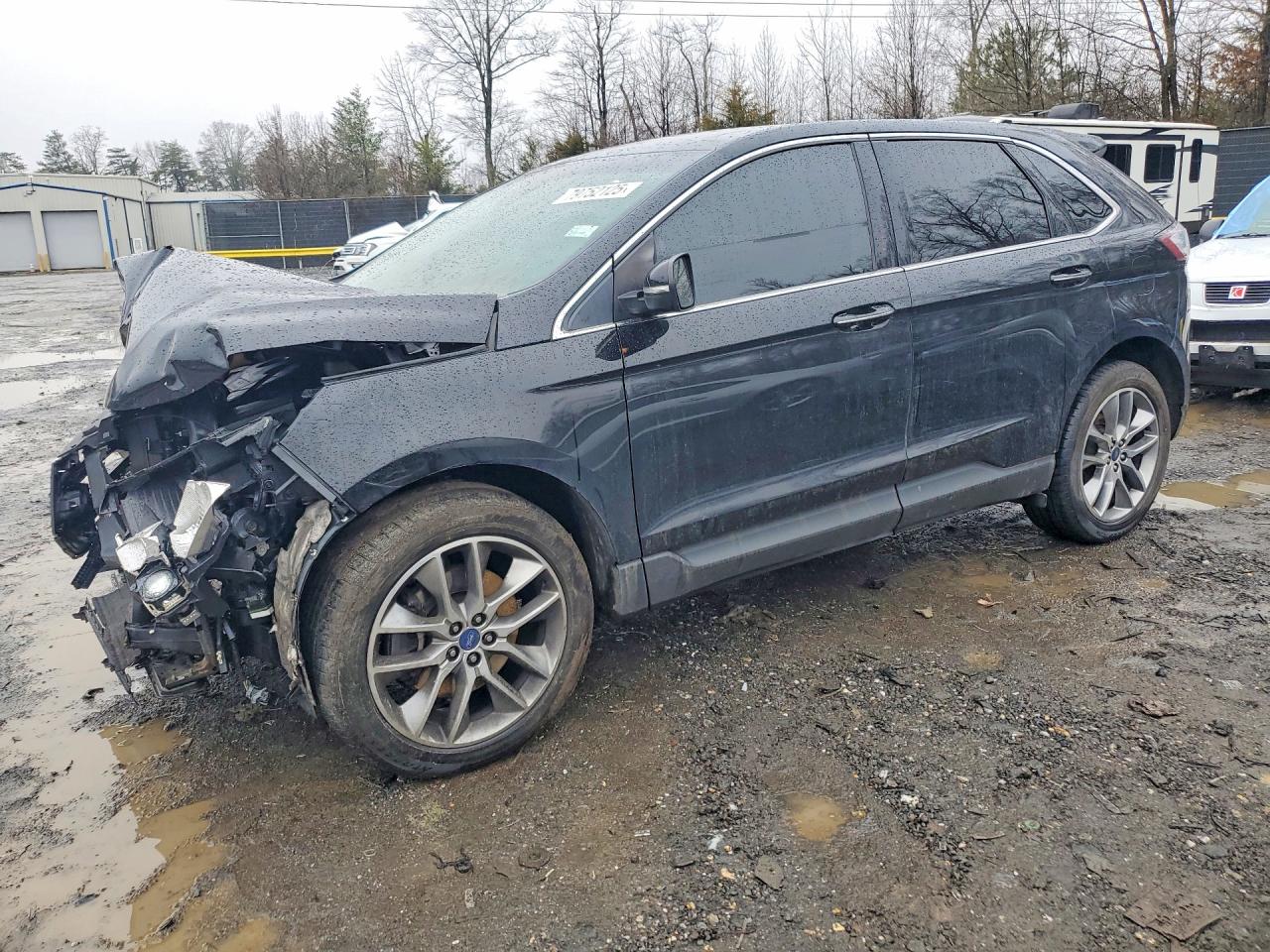 Salvage Ford Edge Image