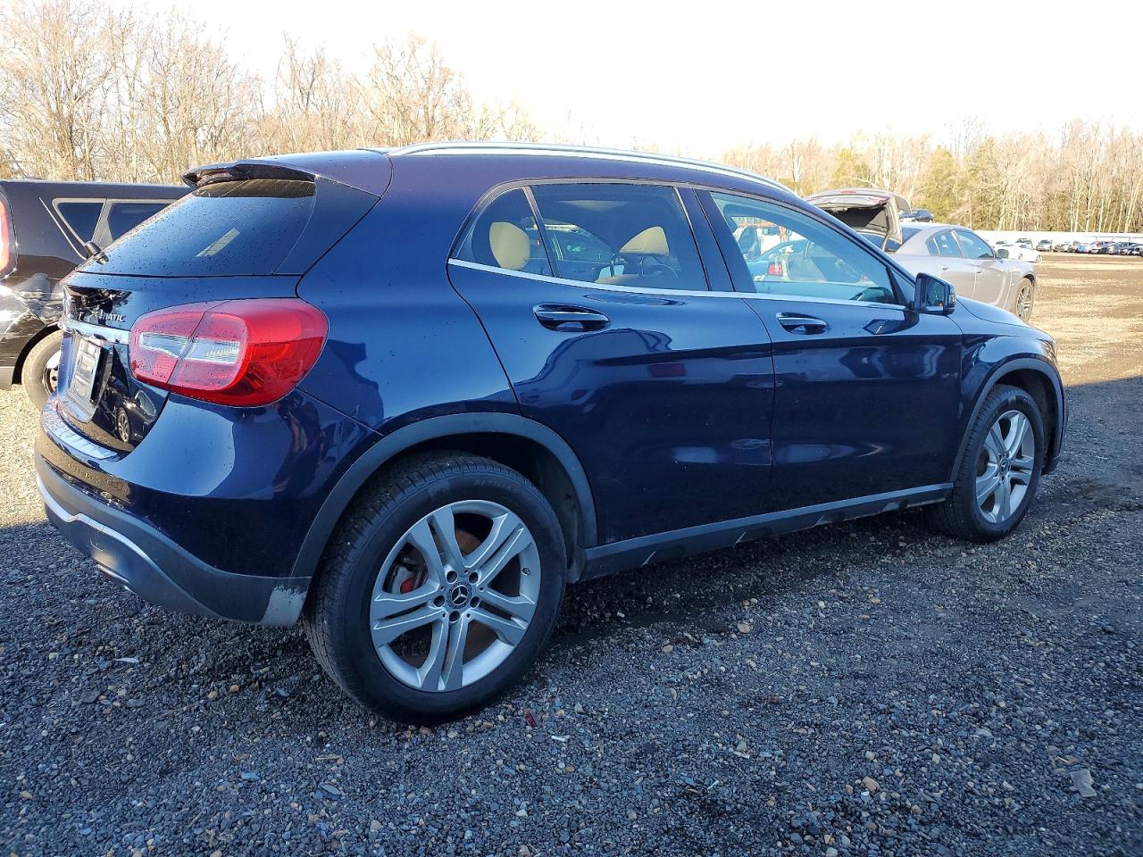 Mercedes-Benz GLA 250 4matic