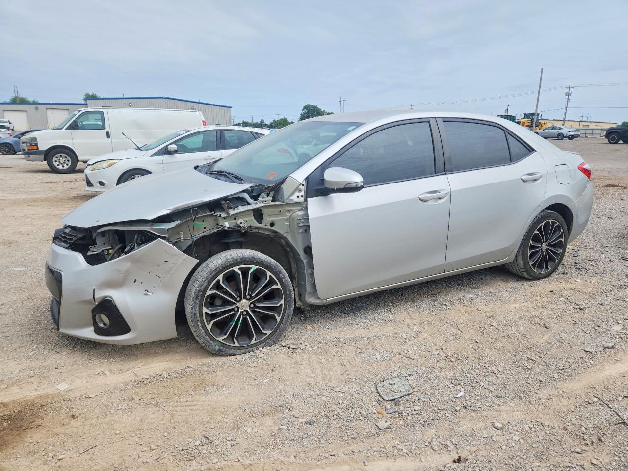 Salvage Toyota Corolla Image