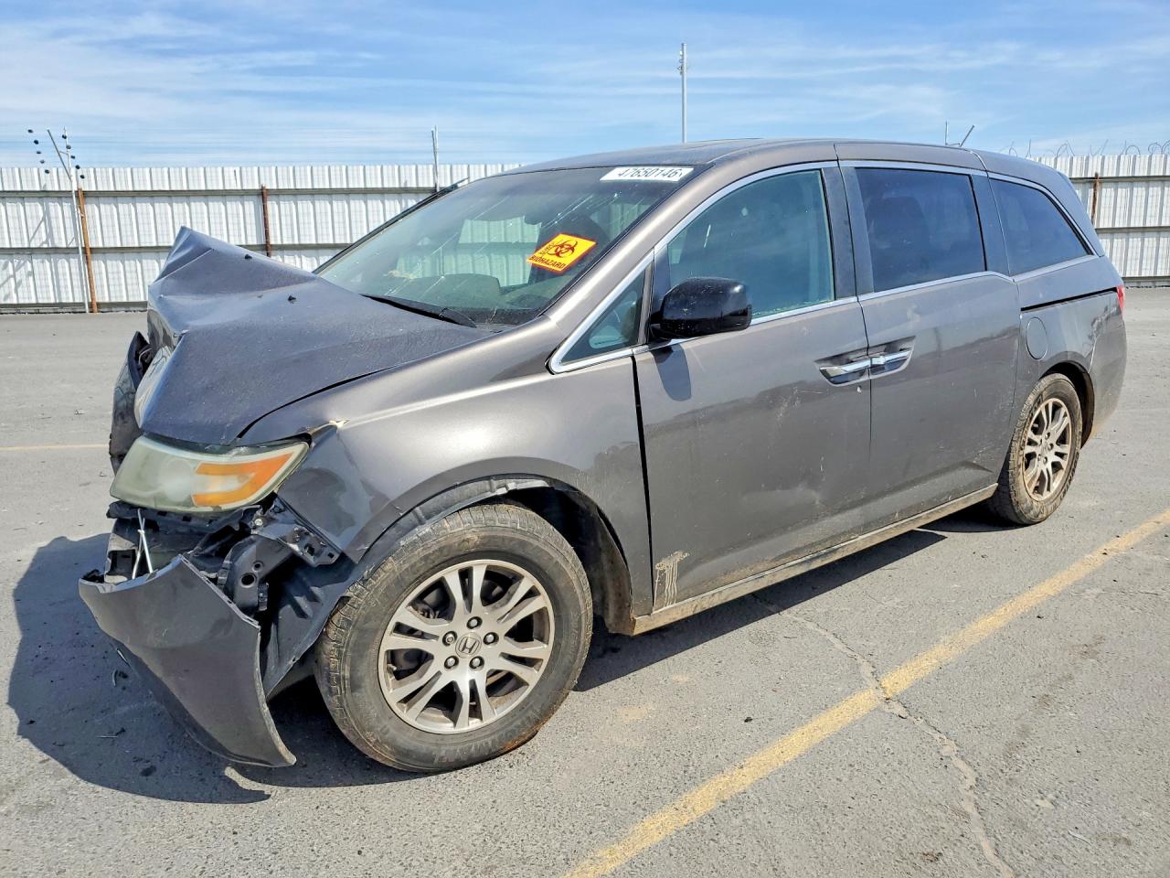 Salvage Honda Odyssey Image