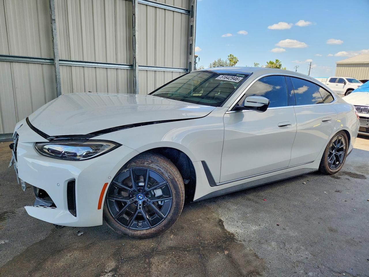Salvage BMW i4 Image