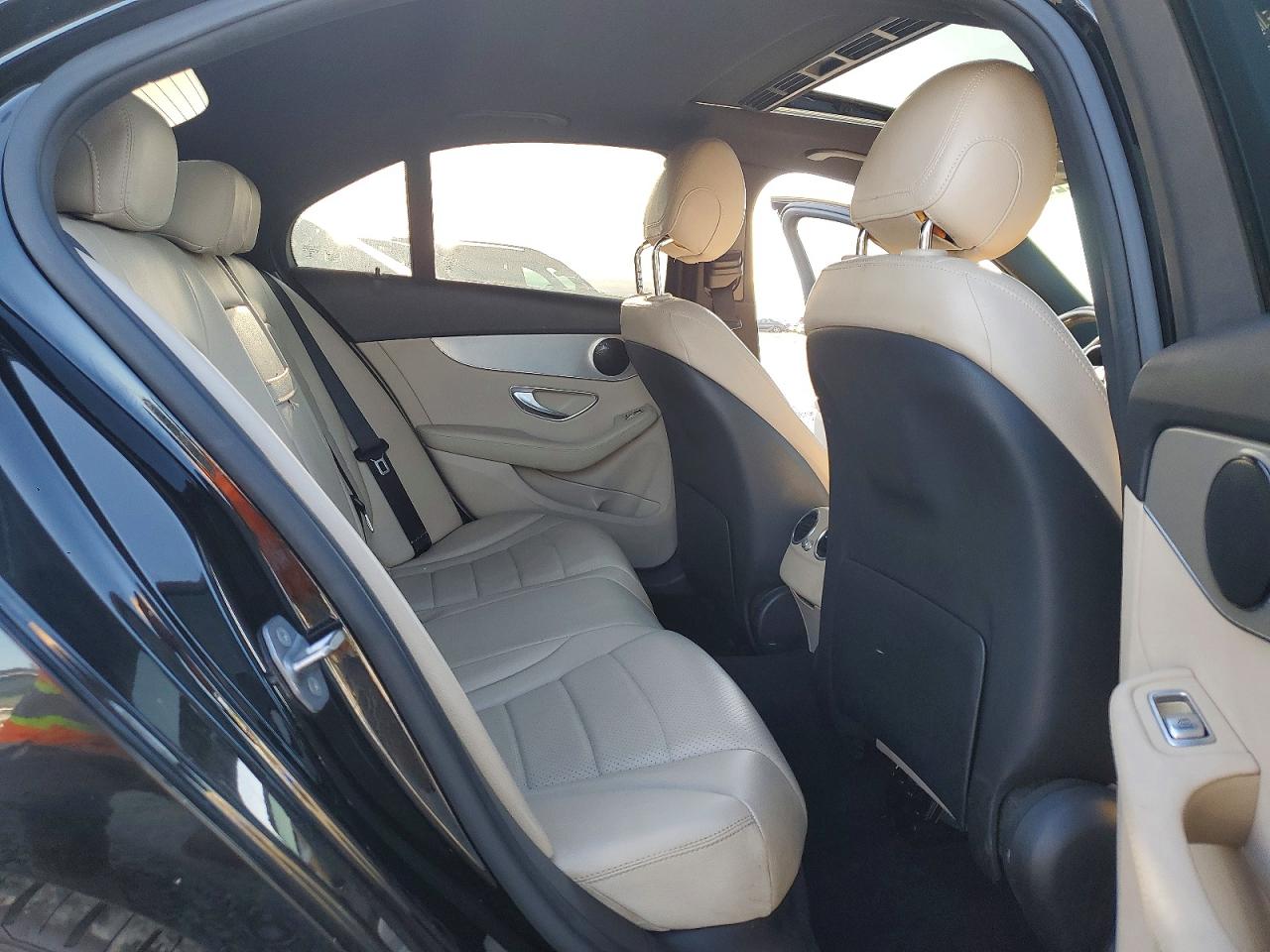 Mercedes-Benz C-Class 300