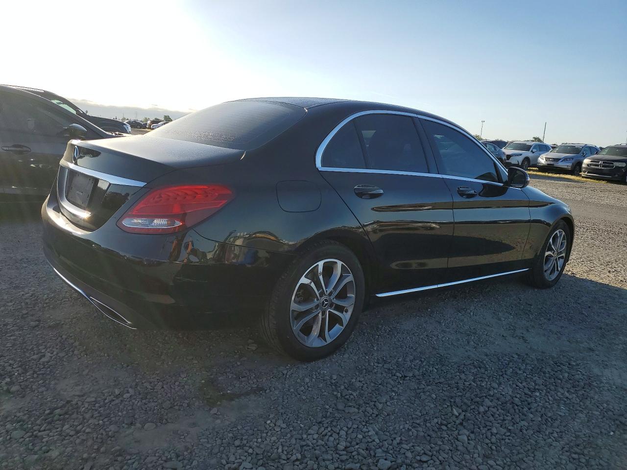 Mercedes-Benz C-Class 300