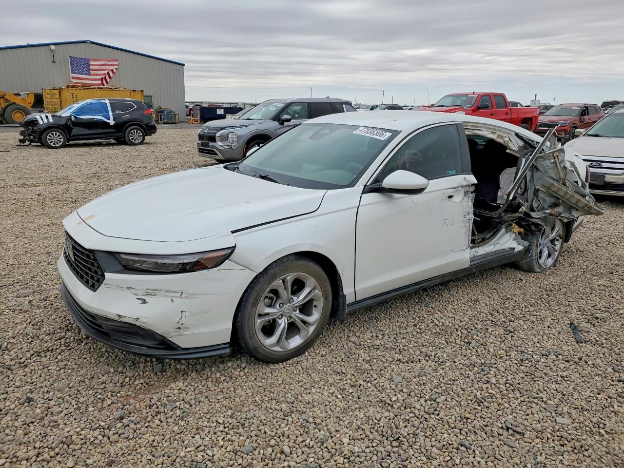 Salvage Honda Accord Image