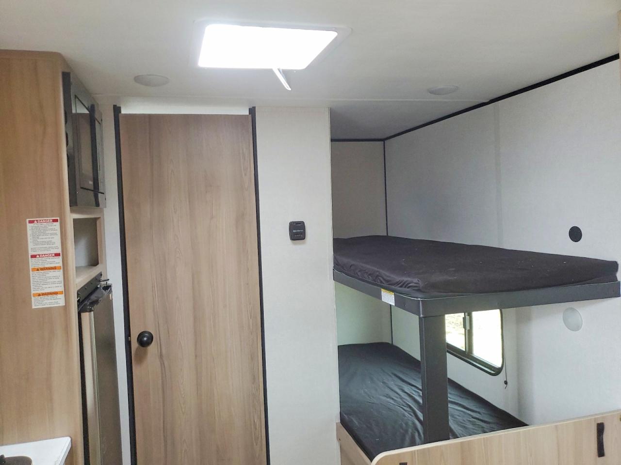 Coleman 17b
