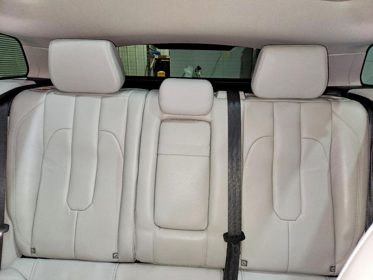 Land Rover Range Rover Pure Plus