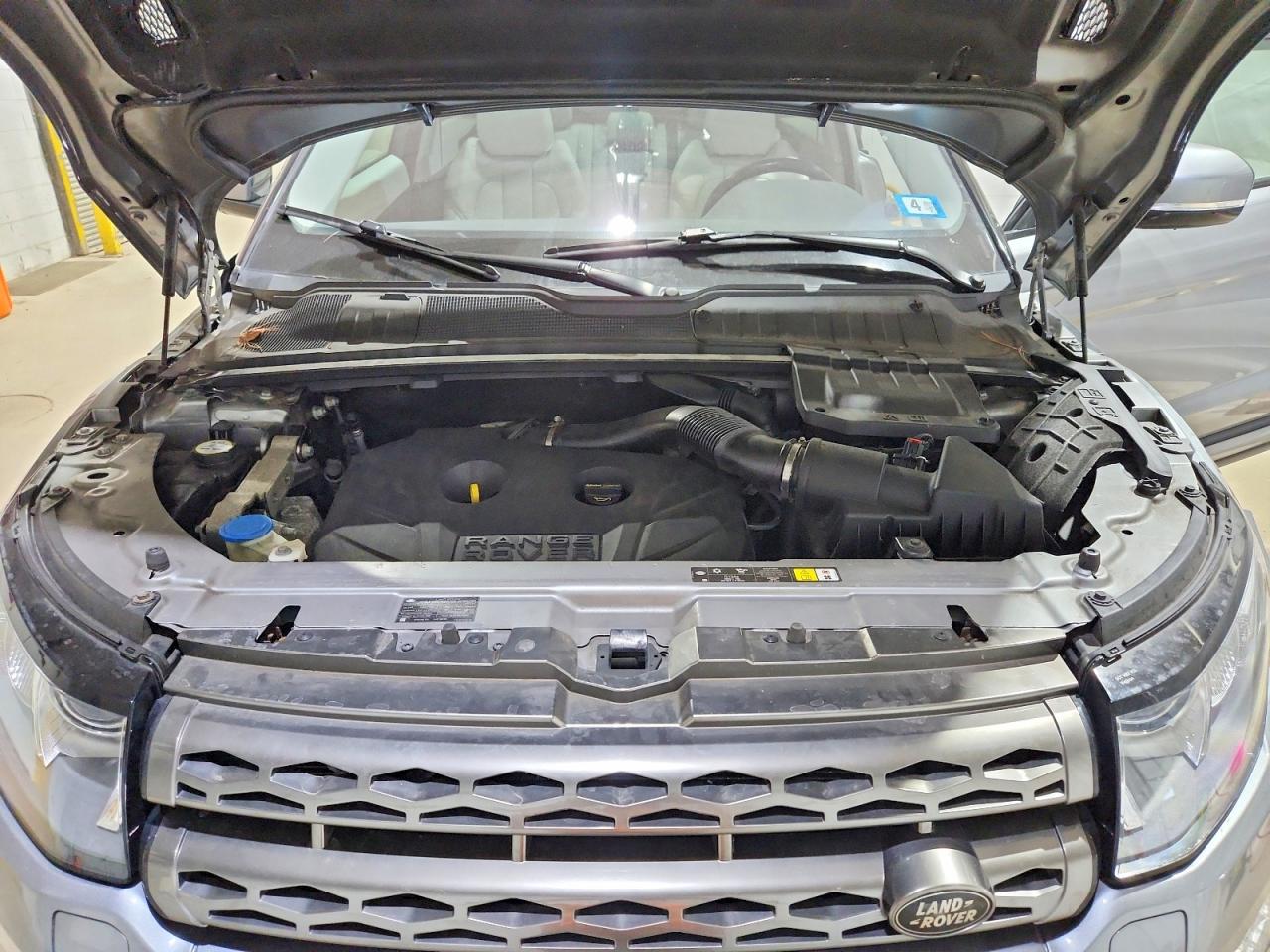 Land Rover Range Rover Pure Plus