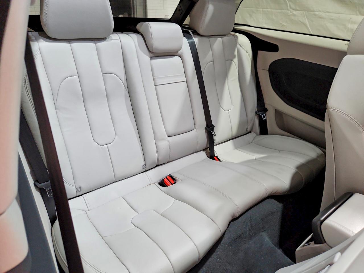 Land Rover Range Rover Pure Plus