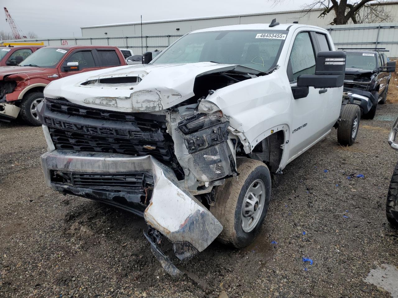 Salvage Chevrolet Silverado Image